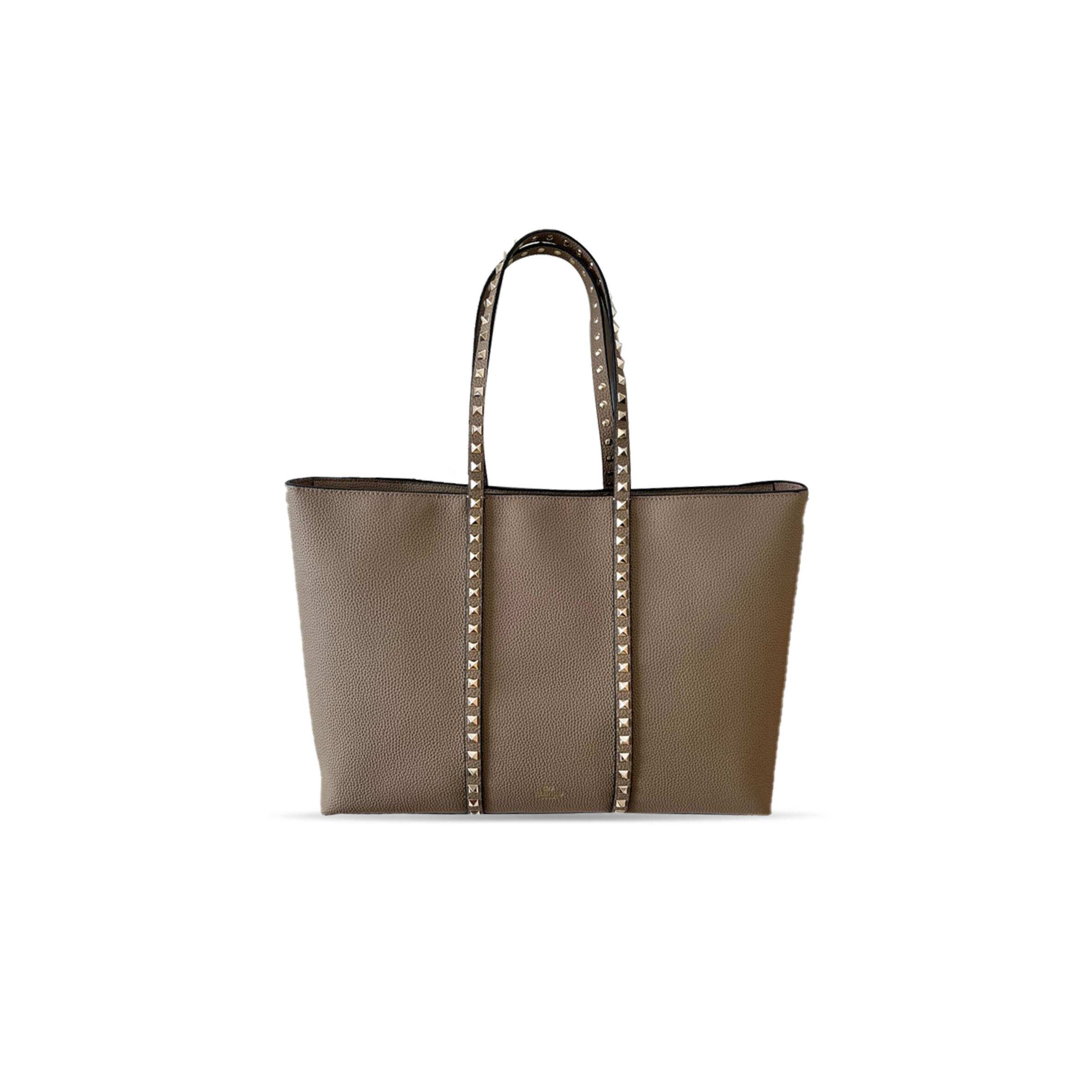 VALENTINO GARAVANI ROCKSTUD SHOPPING BAG IN GRAINY CALFSKIN 5W0B0Q67VSF0NO (37*27*12cm) VALENTINO GARAVANI ROCKSTUD SHOPPING BAG IN GRAINY CALFSKIN 5W0B0Q67VSF0NO (37*27*12cm)